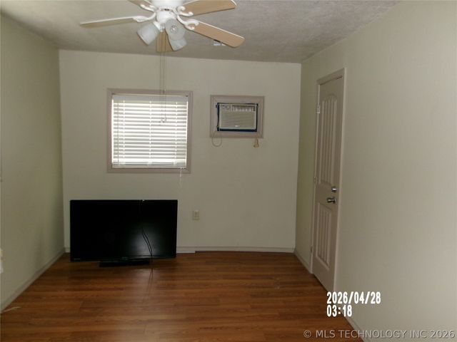 721 S Hickory Avenue, Bartlesville, OK 74003