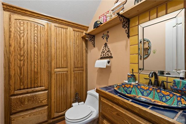 509 Earling Road, Alamo, TX 78516