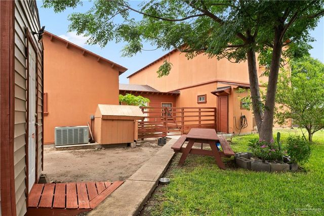 509 Earling Road, Alamo, TX 78516