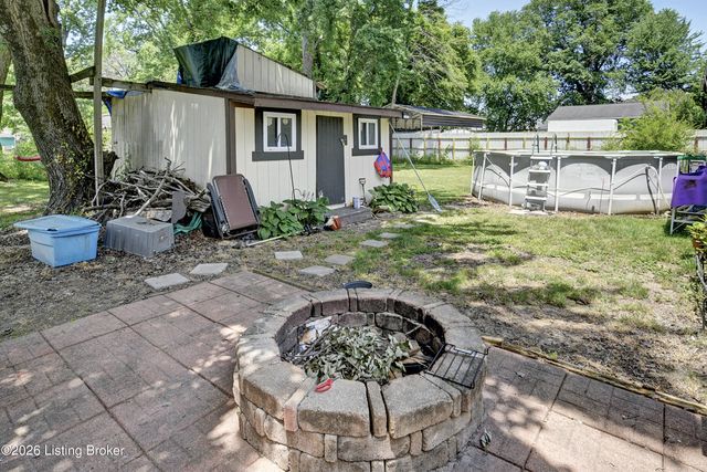 1209 Bates Ave, Louisville, KY 40219