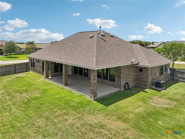 1499 Prairie Flower, Seguin, TX 78155