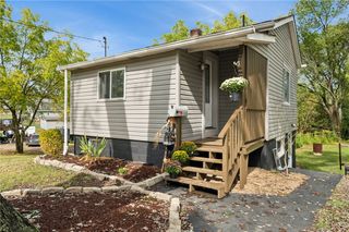 931 Wildlife Lodge Rd, Lower Burrell, PA 15068