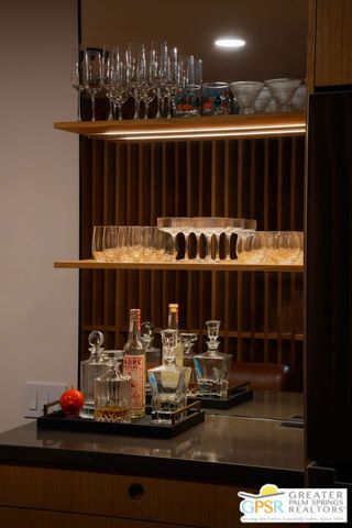 2727 S Sierra Madre 3, Palm Springs, CA 92264