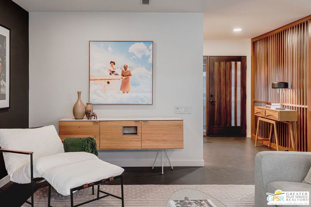 2727 S Sierra Madre 3, Palm Springs, CA 92264