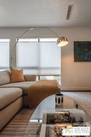 2727 S Sierra Madre 3, Palm Springs, CA 92264