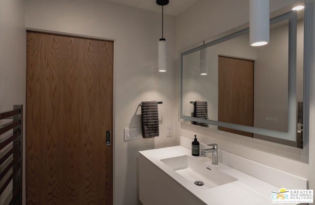 2727 S Sierra Madre 3, Palm Springs, CA 92264