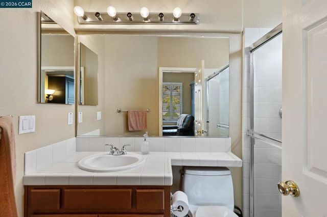 5375 Fernbank Dr, Concord, CA 94521