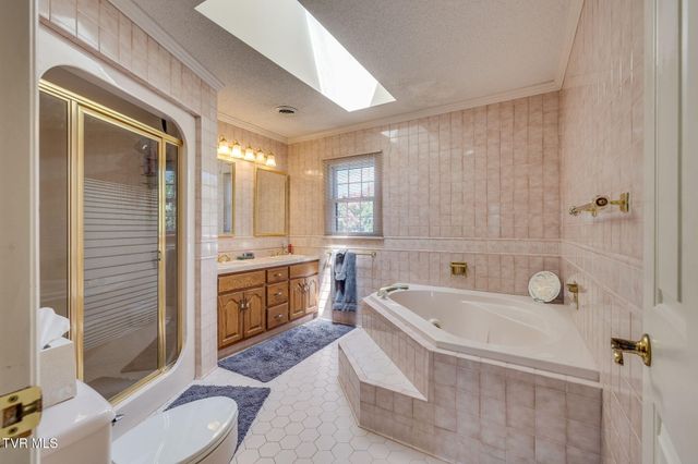 1001 Sunny Place, Kingsport, TN 37660