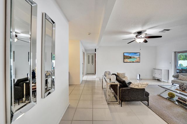 7381 SW 6th Court, Plantation, FL 33317