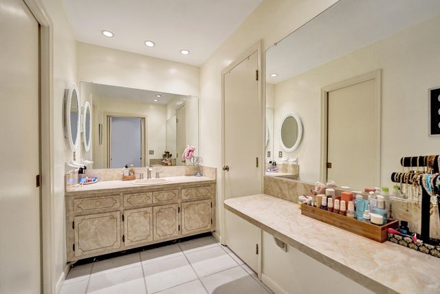 7381 SW 6th Court, Plantation, FL 33317