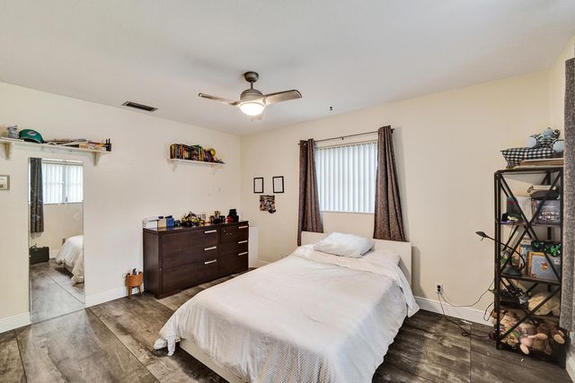 7381 SW 6th Court, Plantation, FL 33317