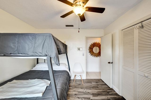 7381 SW 6th Court, Plantation, FL 33317