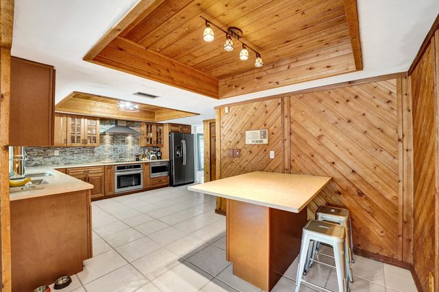 7381 SW 6th Court, Plantation, FL 33317