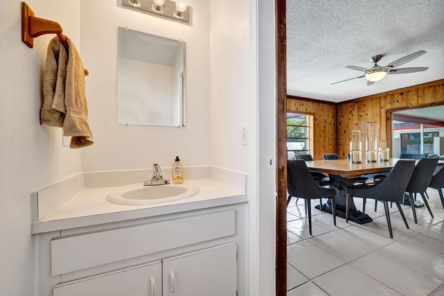7381 SW 6th Court, Plantation, FL 33317