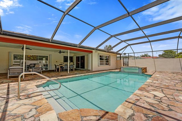 7381 SW 6th Court, Plantation, FL 33317