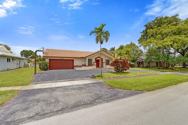 7381 SW 6th Court, Plantation, FL 33317