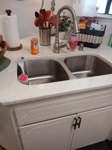 7570 Orange Dr, Citrus Heights, CA 95610