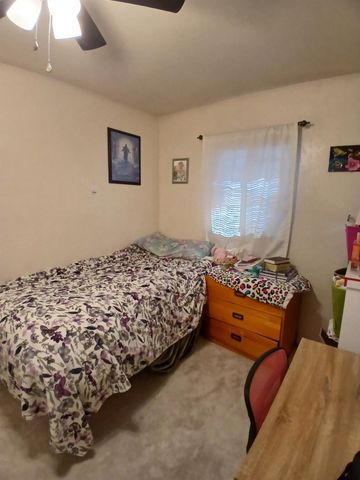 7570 Orange Dr, Citrus Heights, CA 95610