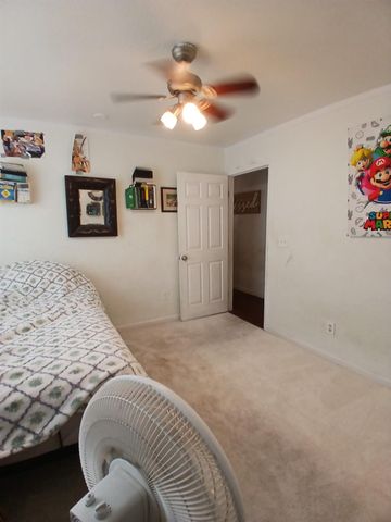 7570 Orange Dr, Citrus Heights, CA 95610