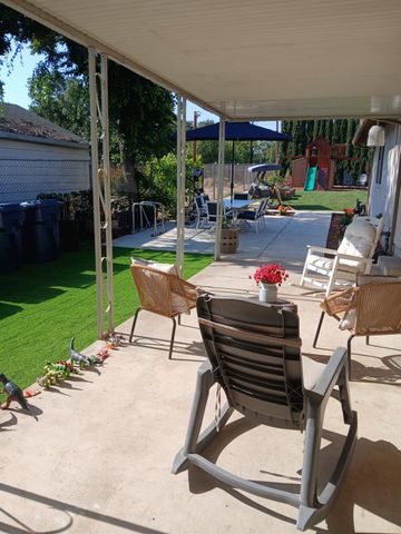 7570 Orange Dr, Citrus Heights, CA 95610