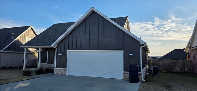 941 Petit Jean Street, Prairie Grove, AR 72753