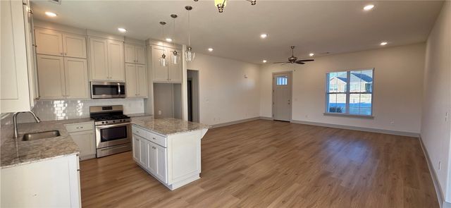 941 Petit Jean Street, Prairie Grove, AR 72753