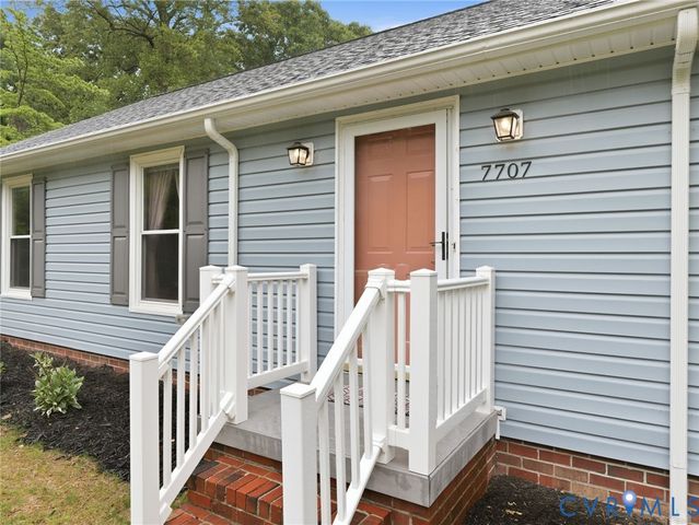 7707 Woodbrook Rd, Quinton, VA 23141