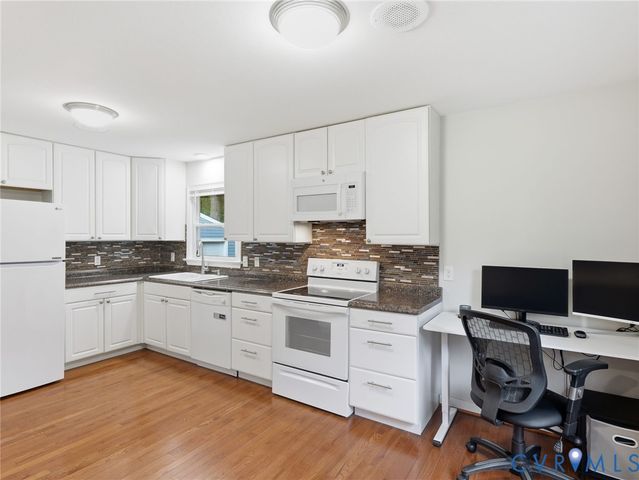 7707 Woodbrook Rd, Quinton, VA 23141