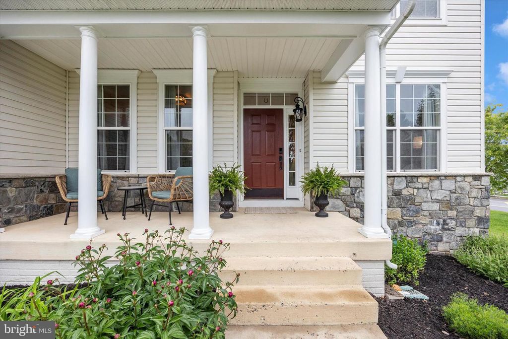 Image 2 of property listing at 1133 WILCOX CT, Frederick, MD 21702