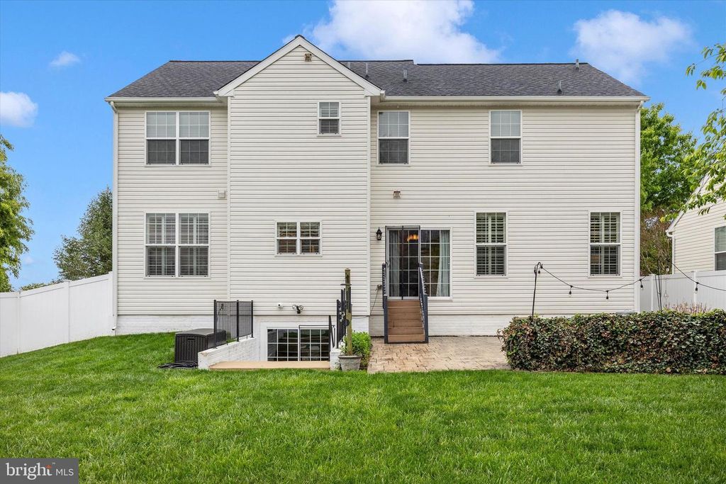 Image 25 of property listing at 1133 WILCOX CT, Frederick, MD 21702