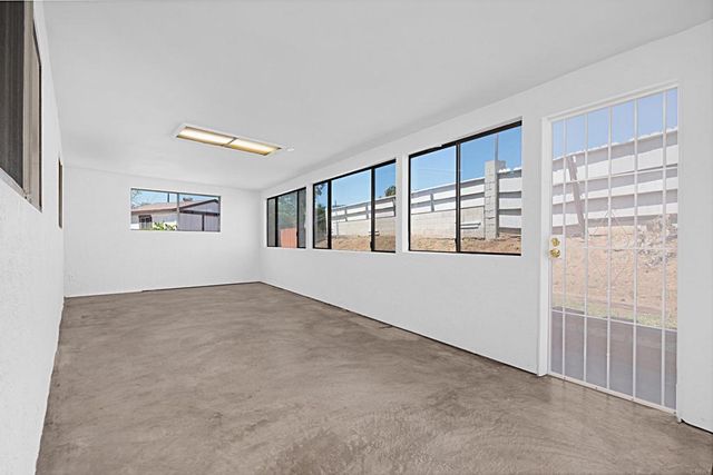 610 Cathy Ct, Escondido, CA 92026