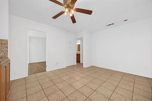 610 Cathy Ct, Escondido, CA 92026