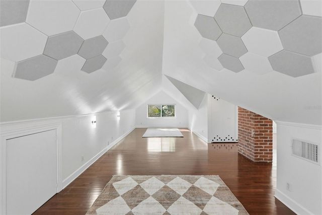 2430 14TH STREET N, St Petersburg, FL 33704