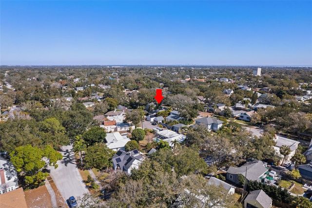 2430 14TH STREET N, St Petersburg, FL 33704