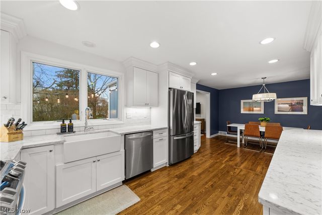 21975 Calverton Road, Shaker Heights, OH 44122