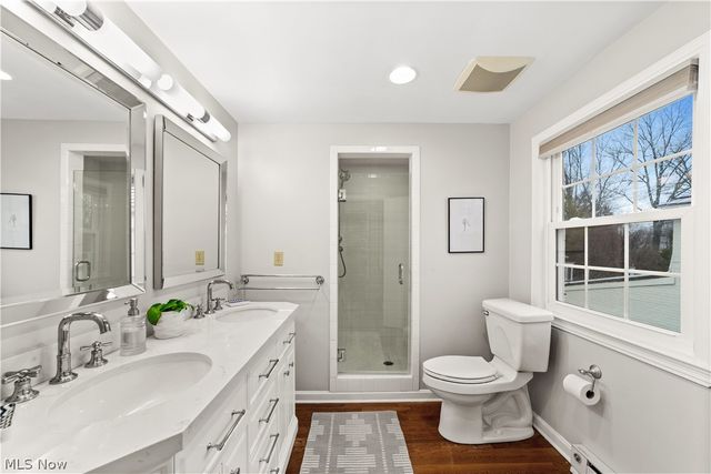 21975 Calverton Road, Shaker Heights, OH 44122