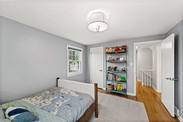 21975 Calverton Road, Shaker Heights, OH 44122