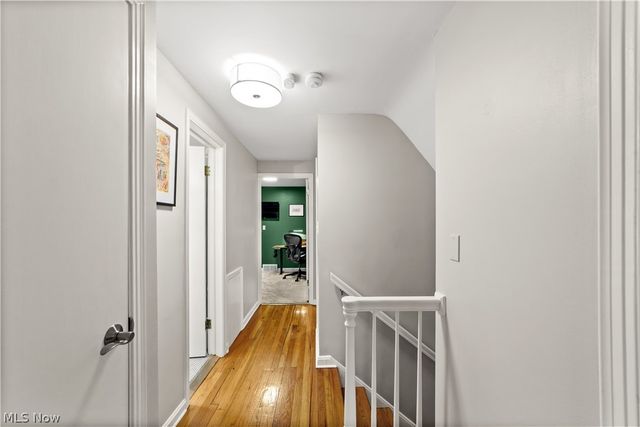 21975 Calverton Road, Shaker Heights, OH 44122