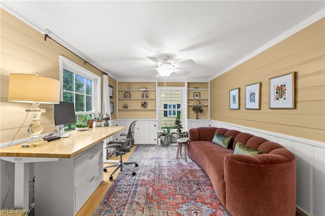 21975 Calverton Road, Shaker Heights, OH 44122