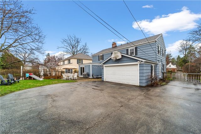 21975 Calverton Road, Shaker Heights, OH 44122