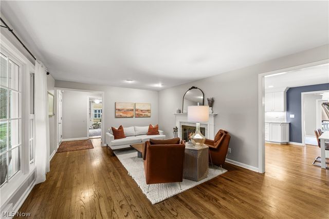 21975 Calverton Road, Shaker Heights, OH 44122