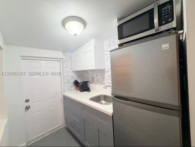 228 NW 58th Ct, Miami, FL 33126