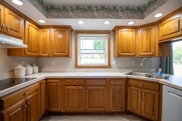 4100 KINTER HILL Road, Edinboro, PA 16412