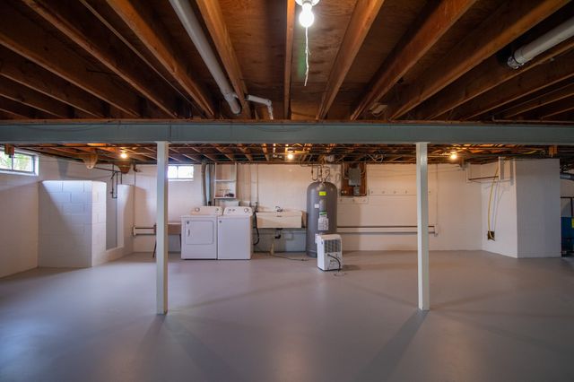 4100 KINTER HILL Road, Edinboro, PA 16412