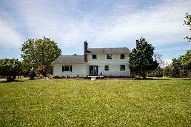 4100 KINTER HILL Road, Edinboro, PA 16412