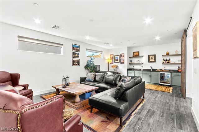1948 Regal Bluff Drive, Henderson, NV 89052