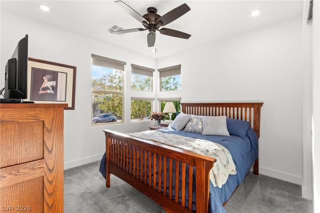 1948 Regal Bluff Drive, Henderson, NV 89052