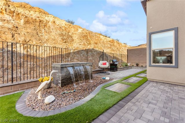 1948 Regal Bluff Drive, Henderson, NV 89052