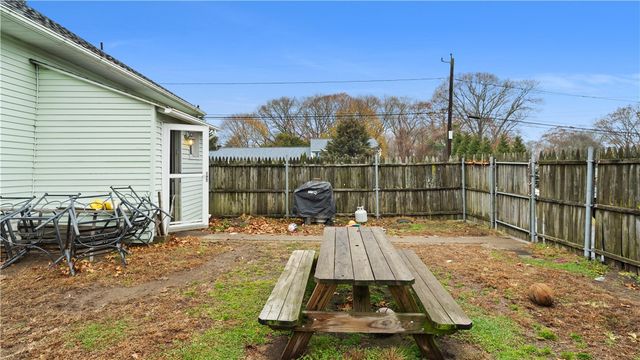276 Tidewater Drive, Warwick, RI 02889