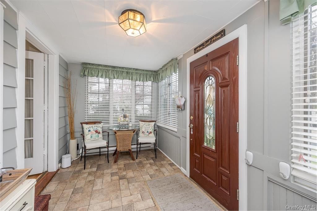 18 yale Place, Lynbrook, NY 11563 — photo 3